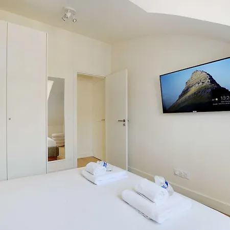 A C 3br 6p - Saint-lazare Les Champs Elysee