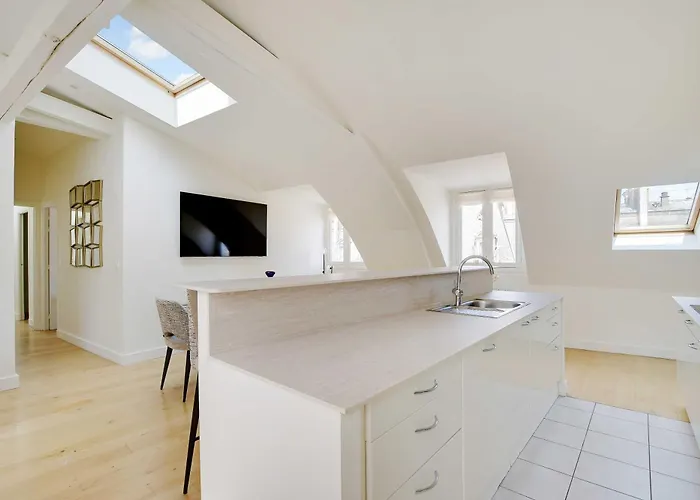 Apartment A C 3br 6p - Saint-lazare Les Champs Elysee Paris