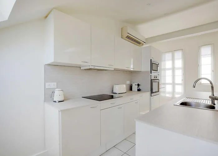 A C 3br 6p - Saint-lazare Les Champs Elysee *