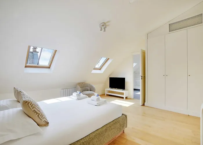 A C 3br 6p - Saint-lazare Les Champs Elysee Paris